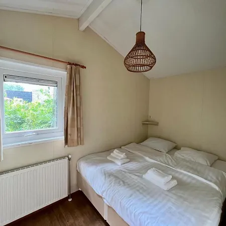 Cosy Forest Chalet In With Indoor And Outdoor Pool פורטהאוזן